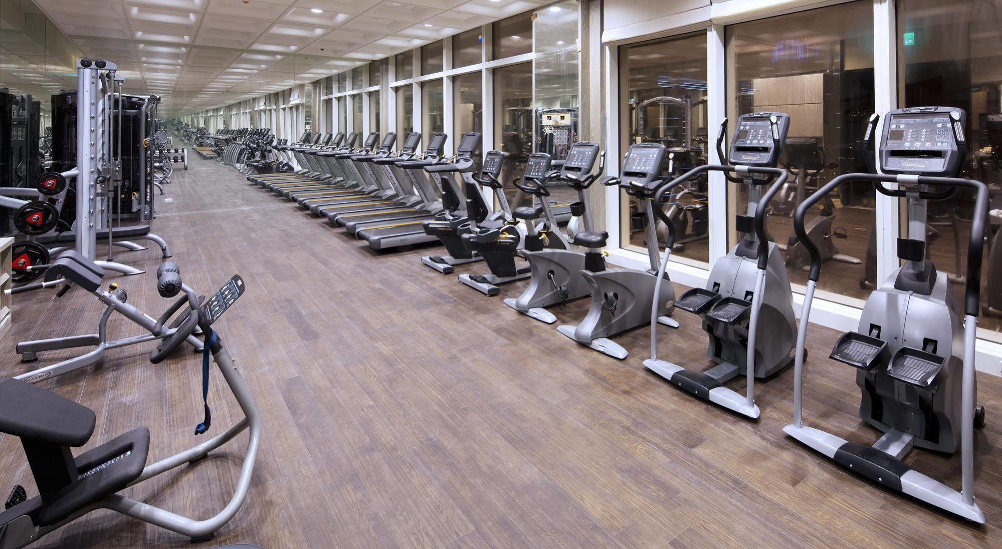 The Lin Hotel Taichung Exterior foto The gym at the hotel